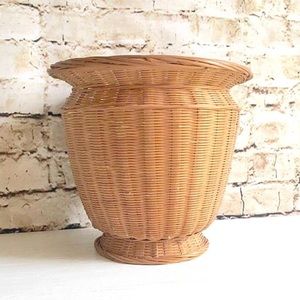 Vintage Basket Urn Curvy Vintage Planter Decor